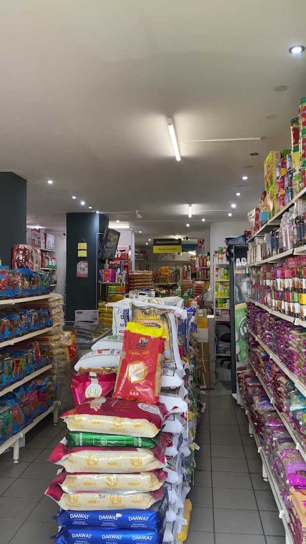 LAHORE STORE · Fotos 15