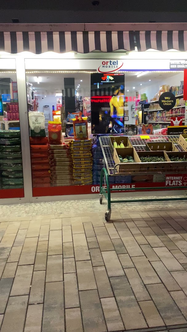 LAHORE STORE · Fotos 14